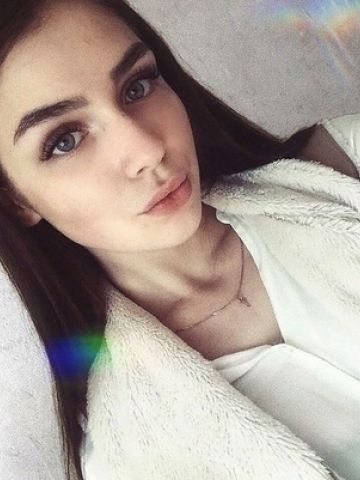 Глория Красивая Массажистка Шаля